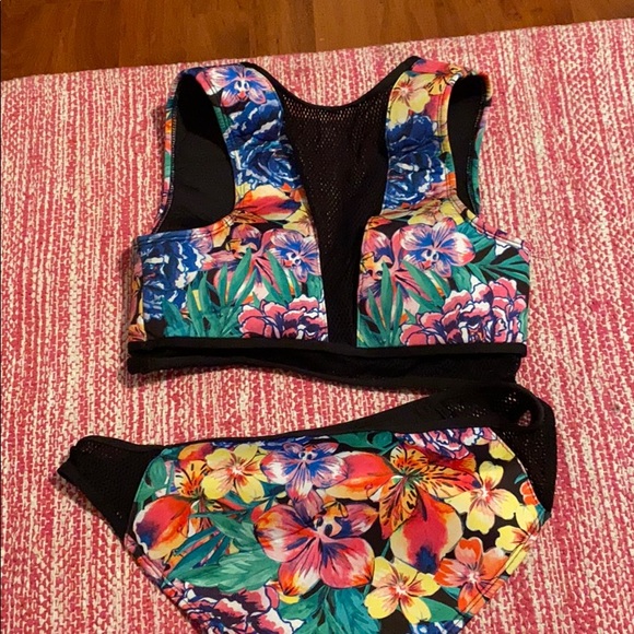 ASOS bikini - Picture 2 of 2